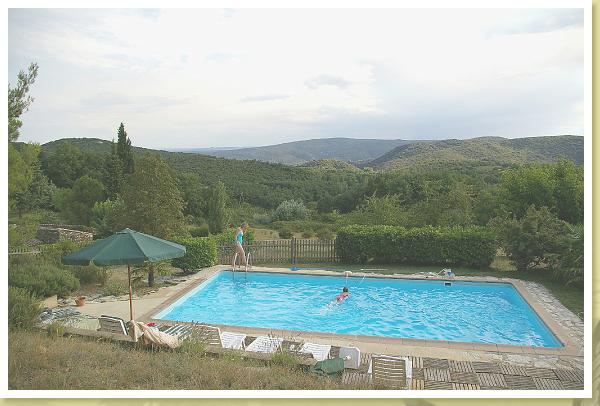 10 Piscine 01